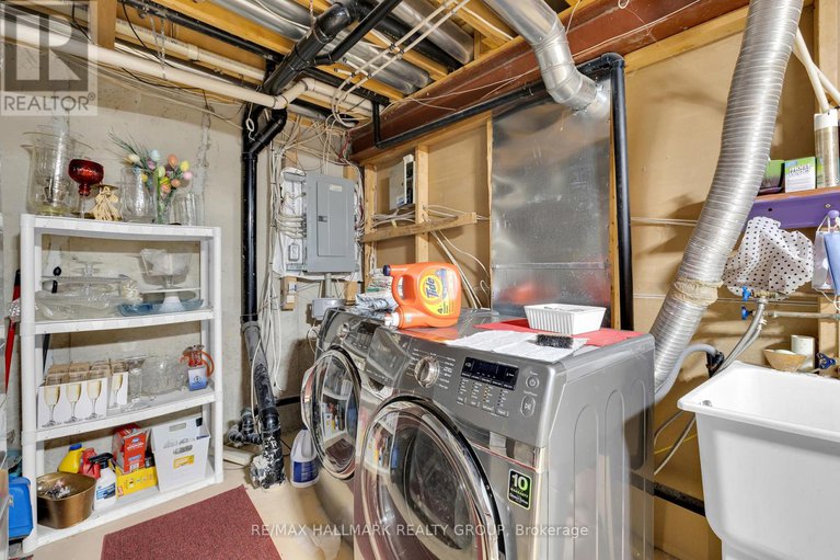 29146983/142-inverkip-avenue/hunt-club-parkgreenboro/ottawa/ontario/K1T4C3_45