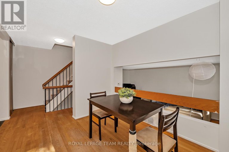 28935991/10-31-malvern-drive/pheasant-run/ottawa/ontario/K2J1M8_18