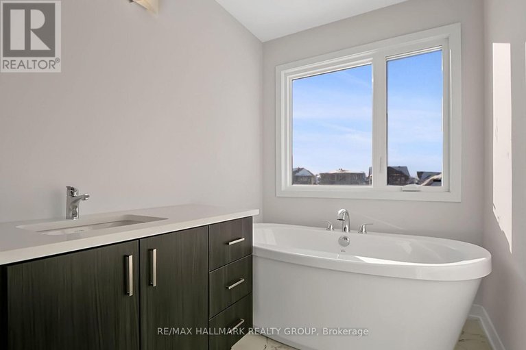 29360425/1922-hawker-private/huntley-ward-south-east/ottawa/ontario/K0A1L0_13