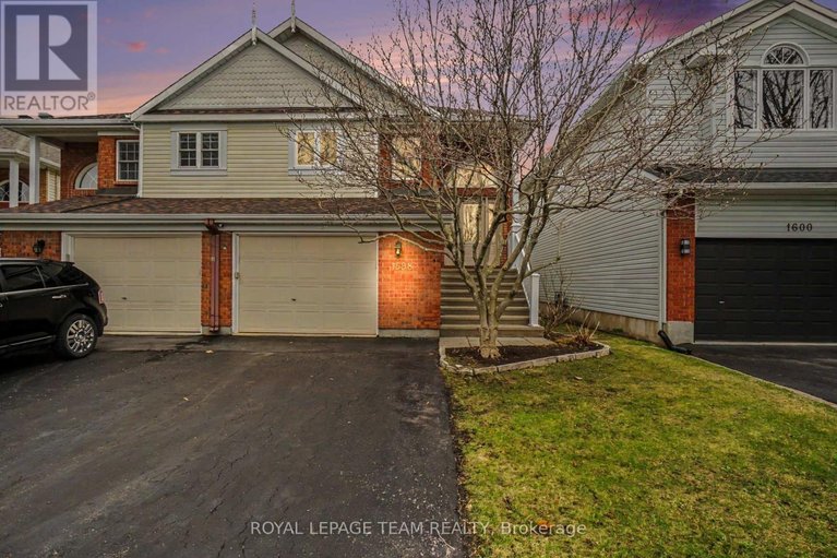 29688007/1598-lisbon-street/fallingbrookpineridge/ottawa/ontario/K4A4C3_3