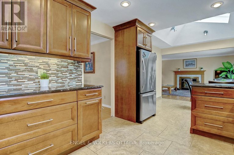 29460992/7-condie-street-w/centrepointe/ottawa/ontario/K2G5M3_21