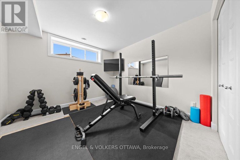 29402076/624-geneva-crescent/embrun/russell/ontario/K0A1W0_40