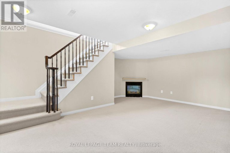 28376167/910-caldermill-private-w/stonebridge/ottawa/ontario/K2J0Z7_26