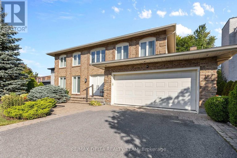 11 Garand Street