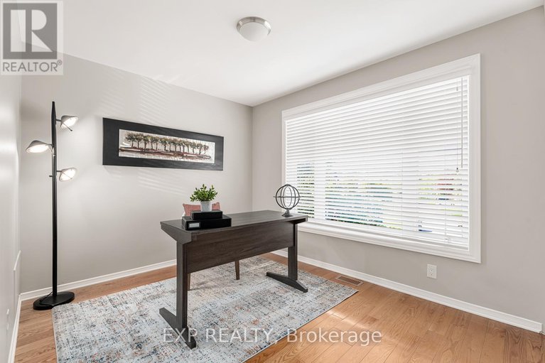 28330540/1822-thornecrest-street/chapel-hill/ottawa/ontario/K1C6K9_30