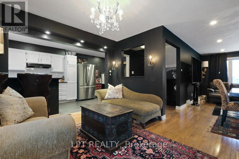 29180960/56-sandhurst-court/mooneys-bayriverside-park/ottawa/ontario/K1V9V4_17