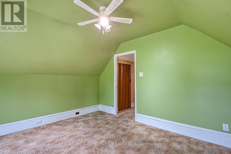 28498244/11-merrick-street/smiths-falls/smiths-falls/ontario/K7A4R2_33