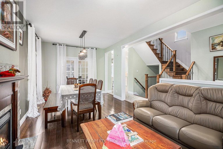 29282327/1067-rocky-harbour-crescent/riverside-southgloucester-glen/ottawa/ontario/K1V1V3_9