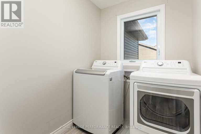 28969213/242-roxanne-street/clarencerockland-twp/clarence-rockland/ontario/K0A1N0_15