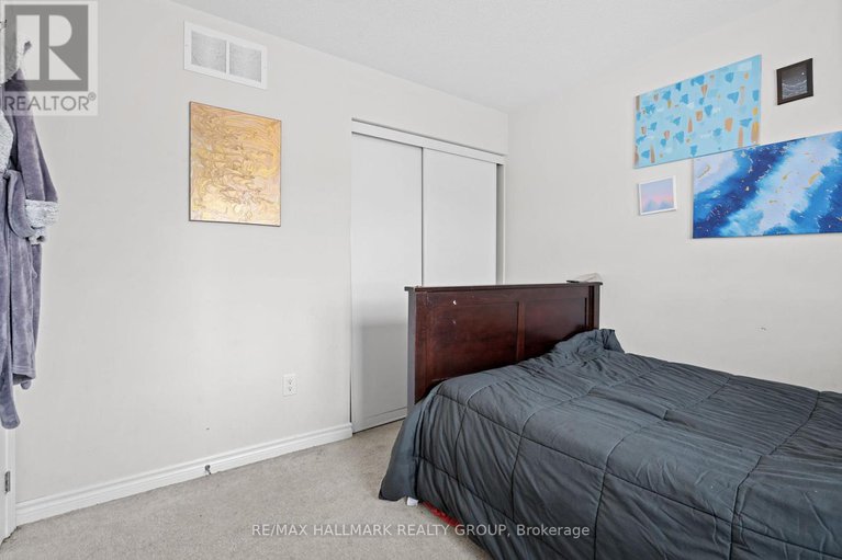 28653089/716-summergaze-street/emerald-meadowstrailwest/ottawa/ontario/K2M0L4_24