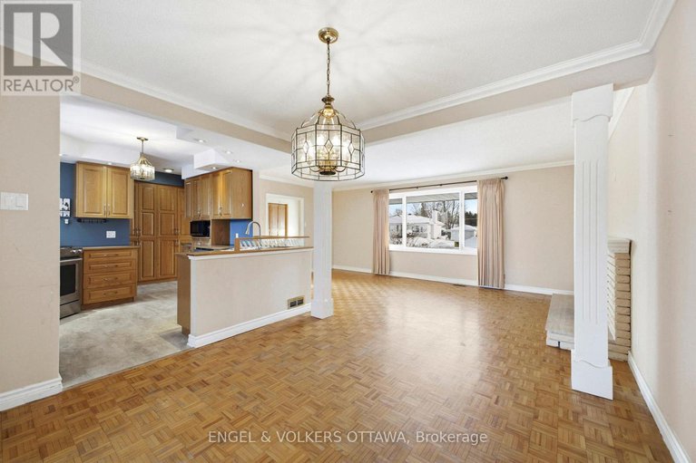 29371717/49-inverness-avenue/borden-farmstewart-farmcarleton-heightsparkwood-hills/ottawa/ontario/K2E6N6_9