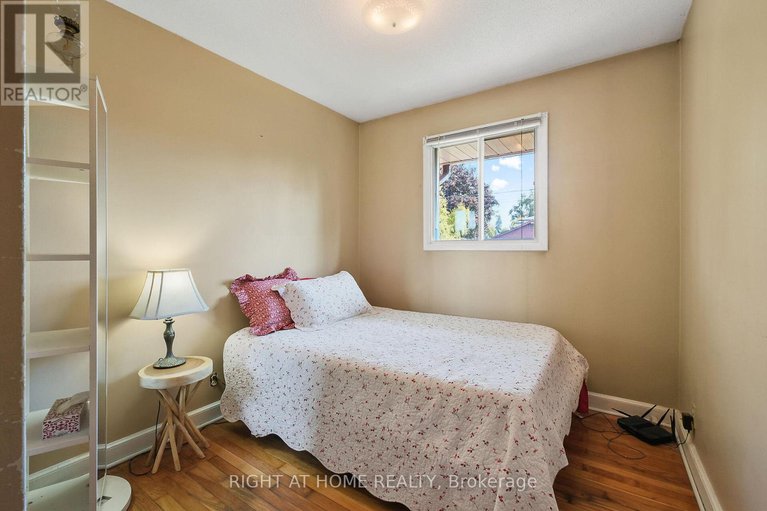28854766/205-withrow-avenue/meadowlandsst-claire-gardens/ottawa/ontario/K2G2J8_27