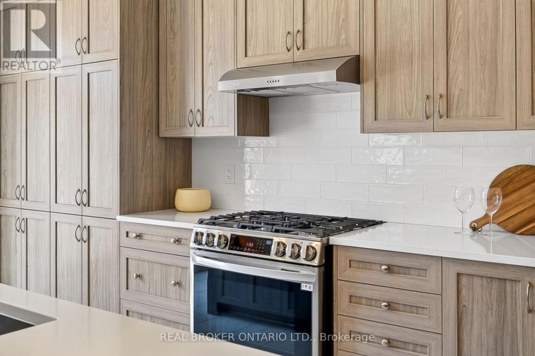 29584603/548-anchor-circle/mahogany-community/ottawa/ontario/K2B7Z5_15