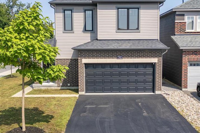 28940722/792-cappamore-drive/half-moon-bay/ottawa/ontario/K2J6V6_1