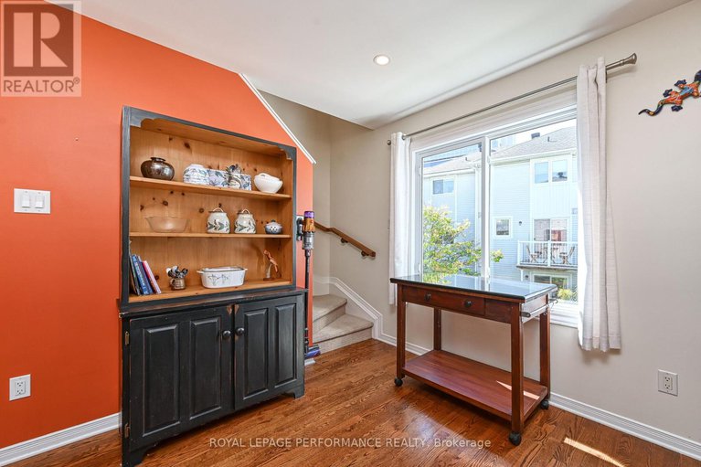 28941534/42-yorkville-street/central-park/ottawa/ontario/K2C4B5_12