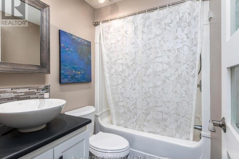 28626251/27-655-richmond-road/woodroffe/ottawa/ontario/K2A3Y3_21
