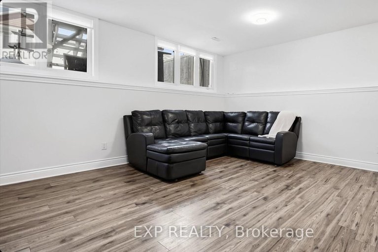 29590744/390-ann-street/almonte/mississippi-mills/ontario/K0A1A0_30