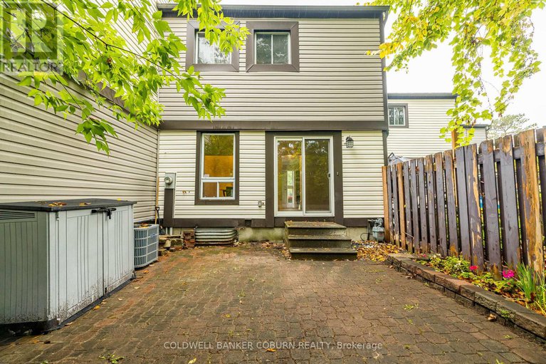 28928186/82-3659-aladdin-lane/blossom-parkkemp-parkfindlay-creek/ottawa/ontario/K1T1V5_40