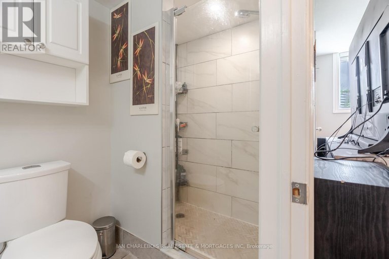 28596144/5616-akins-road-nw/btwn-franktown-rd-fallowfield-rd/ottawa/ontario/K2S1B8_24