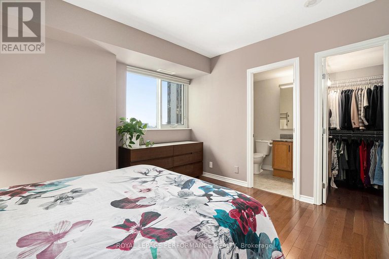 28128847/1901-445-laurier-avenue-w/ottawa-centre/ottawa/ontario/K1R0A2_13