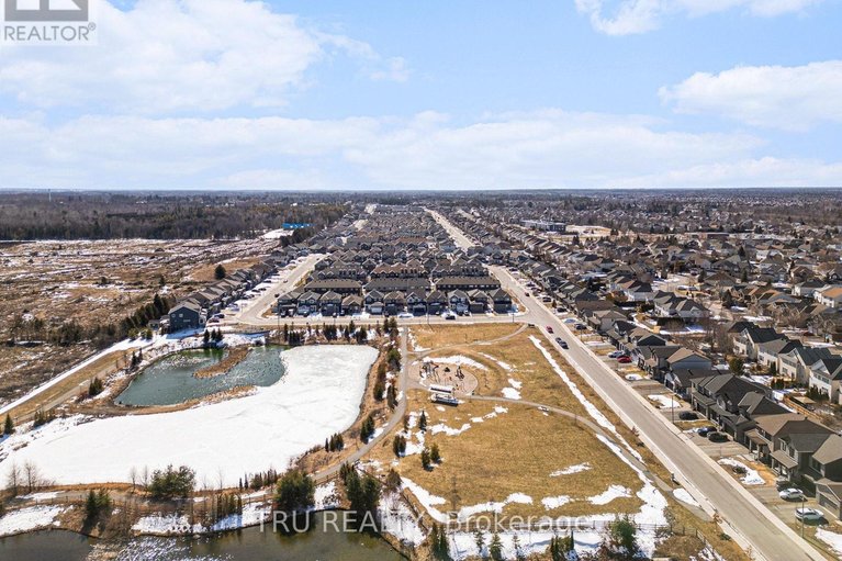 29577816/757-parade-drive/stittsville-south/ottawa/ontario/K2S0Z6_32