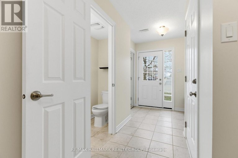 29592277/1875-maple-grove-road/stittsville-north/ottawa/ontario/K2S1B9_4