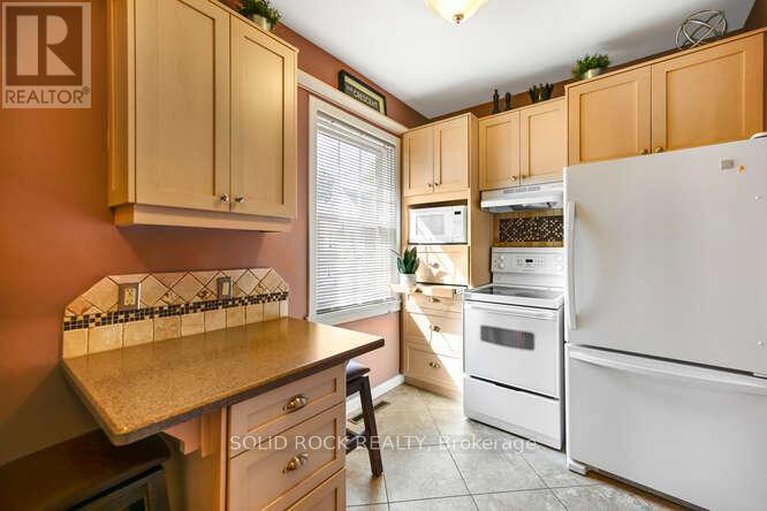 28957534/83-havelock-street/brockville/brockville/ontario/K6V4M2_5