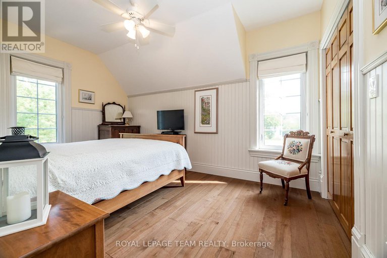 28777679/3002-porter-road/north-grenville-twp-kemptville-south/north-grenville/ontario/K0G1T0_36