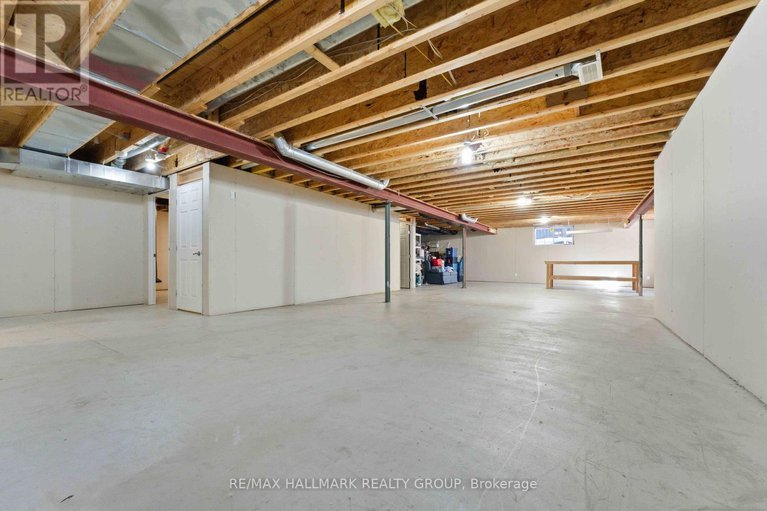 29399472/84-chanonhouse-drive/richmond/ottawa/ontario/K0A2Z0_28