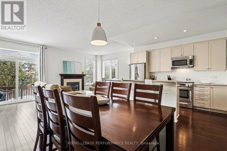 29430720/810-white-alder-avenue/blossom-parkkemp-parkfindlay-creek/ottawa/ontario/K1T0G2_5