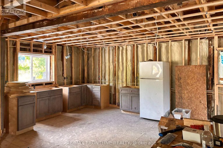 28733293/76-south-street/lanark-highlands-lanark-village/lanark-highlands/ontario/K0G1K0_5