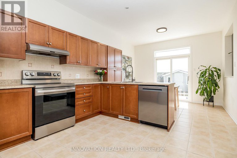 28741506/324-rustic-hills-crescent/springridgeeast-village/ottawa/ontario/K4A5A8_13