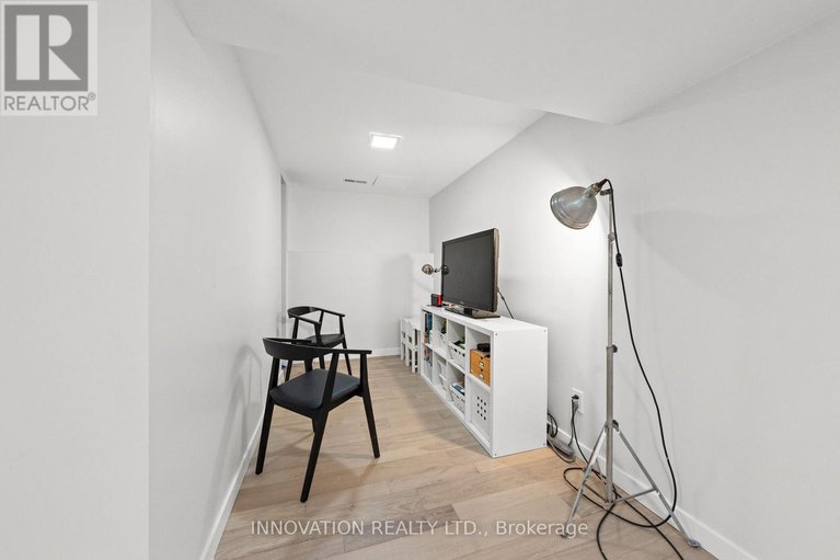 29357577/30-458-sandhamn-private/hunt-club-parkgreenboro/ottawa/ontario/K1T2Z3_37