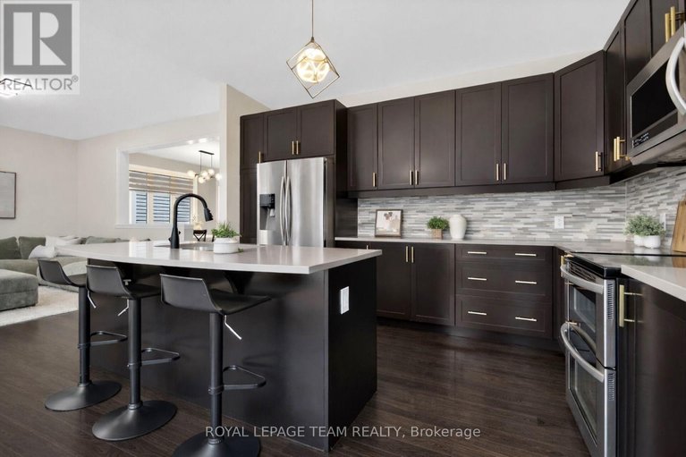 29592416/522-brigatine-avenue/stittsville-north/ottawa/ontario/K2S0P6_17