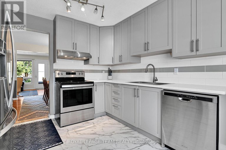 28610973/2280-cotters-crescent/windsor-park-village/ottawa/ontario/K1V8Y6_7