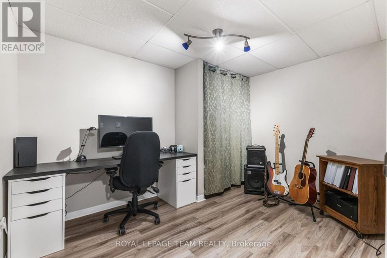 28940711/1965-patricia-street/town-of-rockland/clarence-rockland/ontario/K4K1B2_28