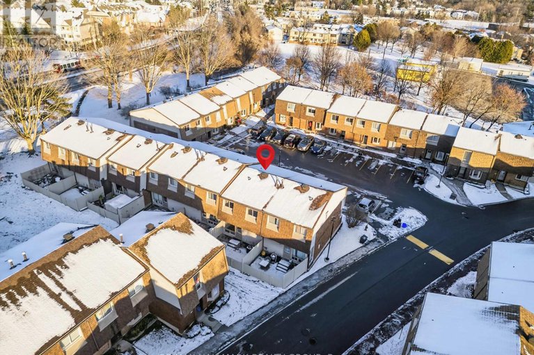 29163318/b-905-elmsmere-road/beacon-hill-south/ottawa/ontario/K1J8G4_32