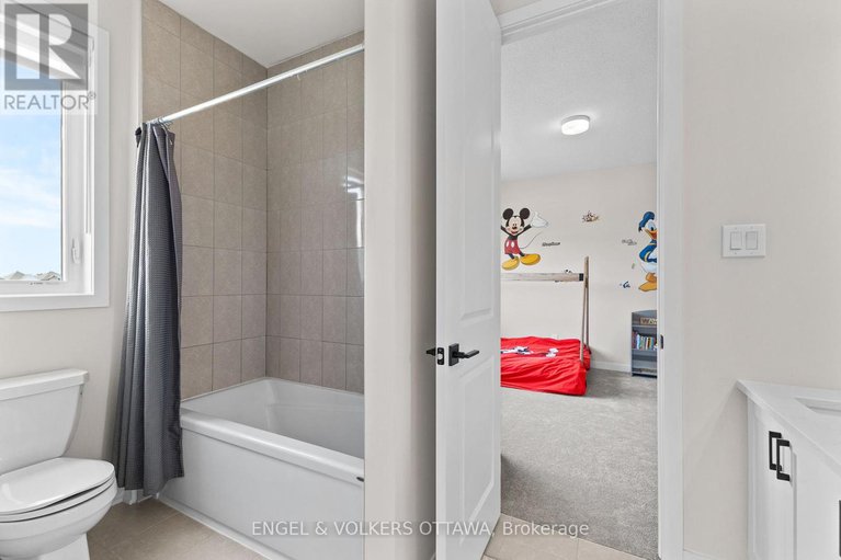28758324/119-green-ash-avenue/goulbourn-twp-from-franktown-rdsouth-to-rideau/ottawa/ontario/K0A2Z0_35