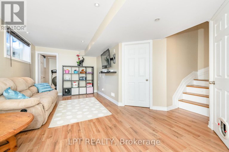 28805293/800-schooner-crescent/riverside-southgloucester-glen/ottawa/ontario/K1V1Y8_36