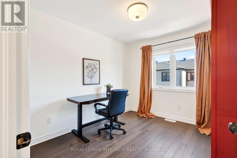 29586410/112-jardiniere-street/remainder-of-stittsville-area/ottawa/ontario/K2S2K2_32