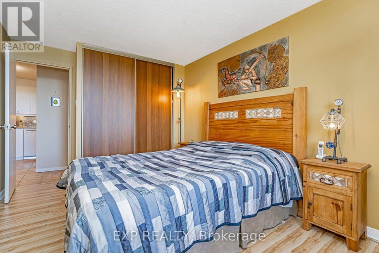 28554311/1301-415-greenview-avenue/britannia/ottawa/ontario/K2B8G5_18