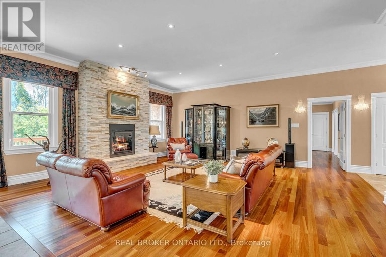 28096514/6730-suncrest-drive/greely/ottawa/ontario/K4P0B3_6