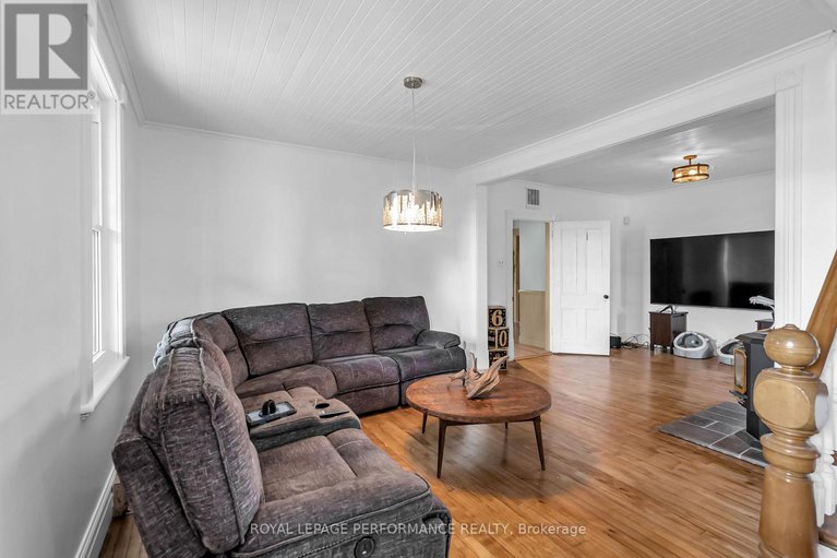 28622268/19943-county-18-road/south-glengarry-charlottenburgh-twp/south-glengarry/ontario/K0C2J0_15