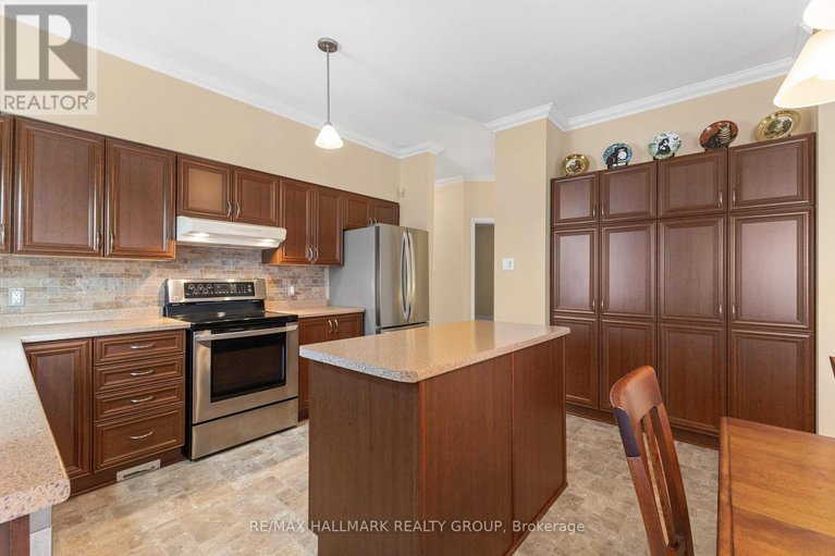 29210046/2202-nature-trail-crescent/orleans-village/ottawa/ontario/K1W1E6_15