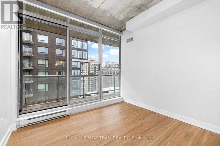 29248997/2106-179-george-street/lower-townbyward-market/ottawa/ontario/K1N1J8_3