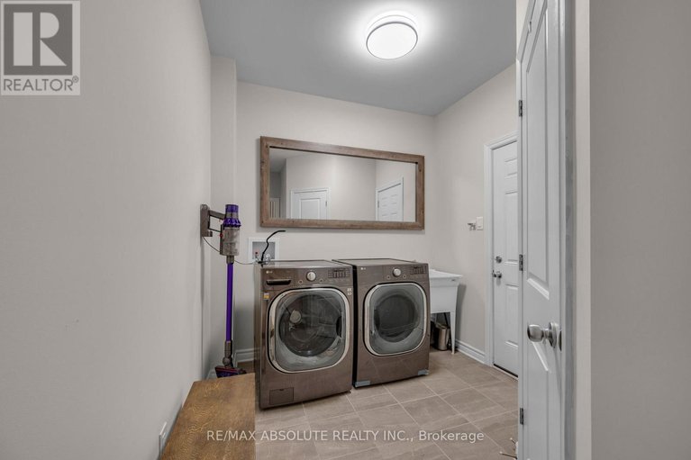 29619478/706-parade-drive/stittsville-south/ottawa/ontario/K2S0Z4_20