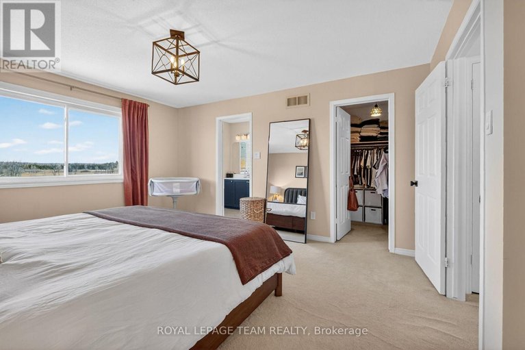 29615070/216-trail-side-circle/springridgeeast-village/ottawa/ontario/K4A5B5_33