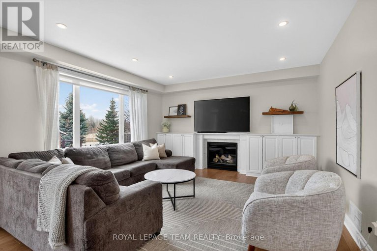 29436864/528-bryce-place/stittsville-north/ottawa/ontario/K2S0N2_17