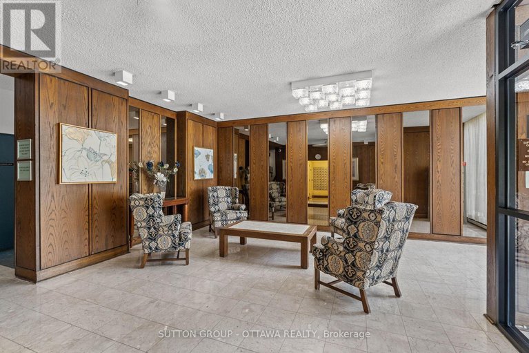 28981309/3360-southgate-road/south-keys/ottawa/ontario/K1V9A6_8