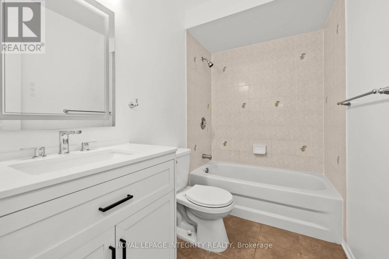 29635687/9-flowertree-crescent/emerald-meadowstrailwest/ottawa/ontario/K2M2R6_19